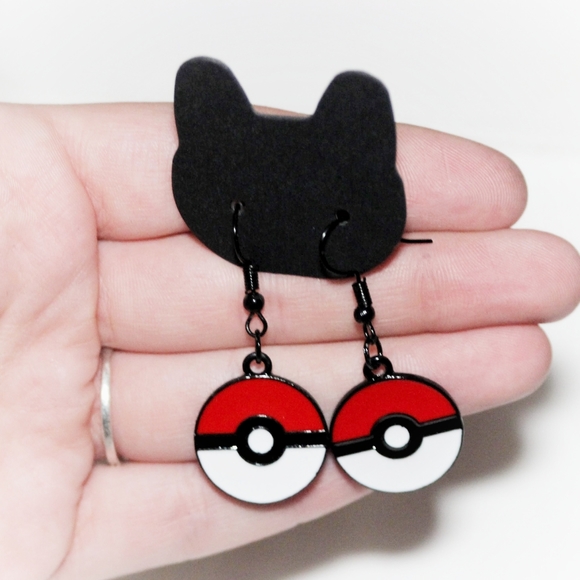 Black Pokéball earrings - Picture 2 of 5